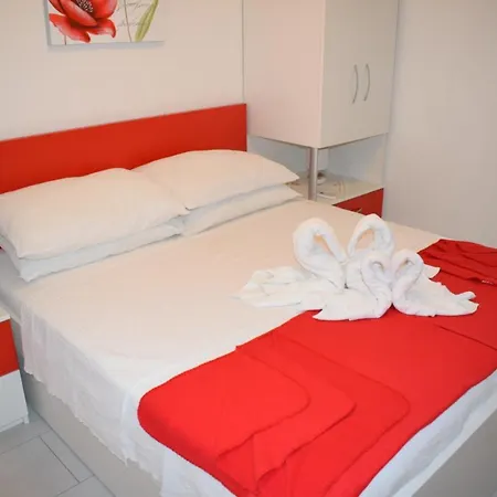 Hostel Zorana