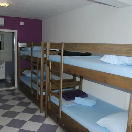 Zorana Hostel
